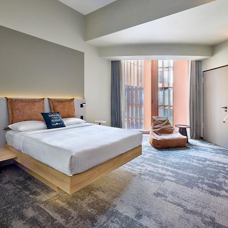 Moxy Luxembourg Airport Hotel Niederanven Buitenkant foto